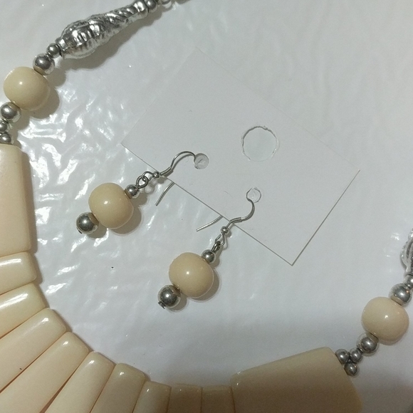 Statement Necklace Set - Picture 3 of 7